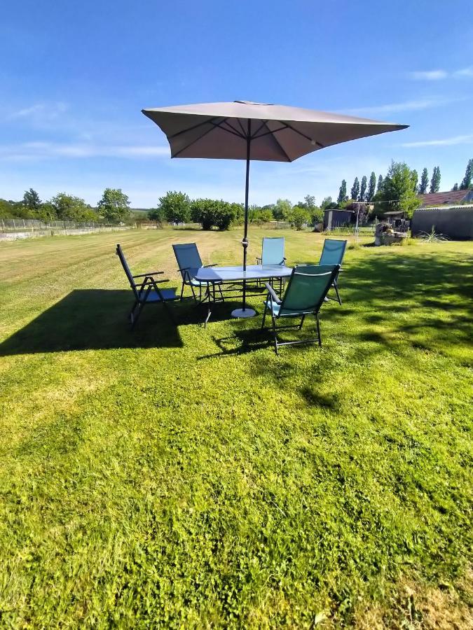 Appartement Les Jardins Ducarouge 2 Climatise Digoin