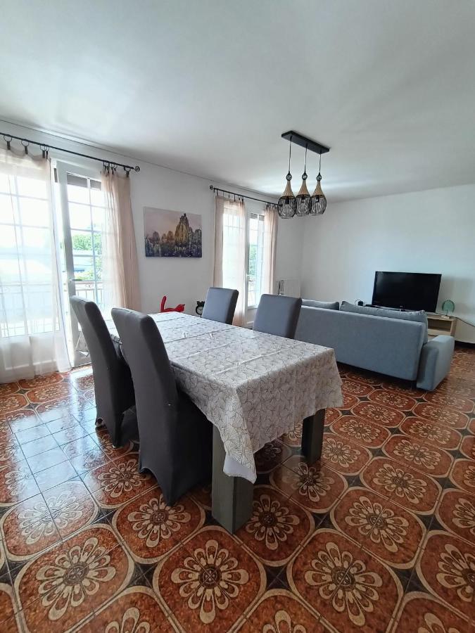 Apartment Les Jardins Ducarouge 2 Climatise Digoin